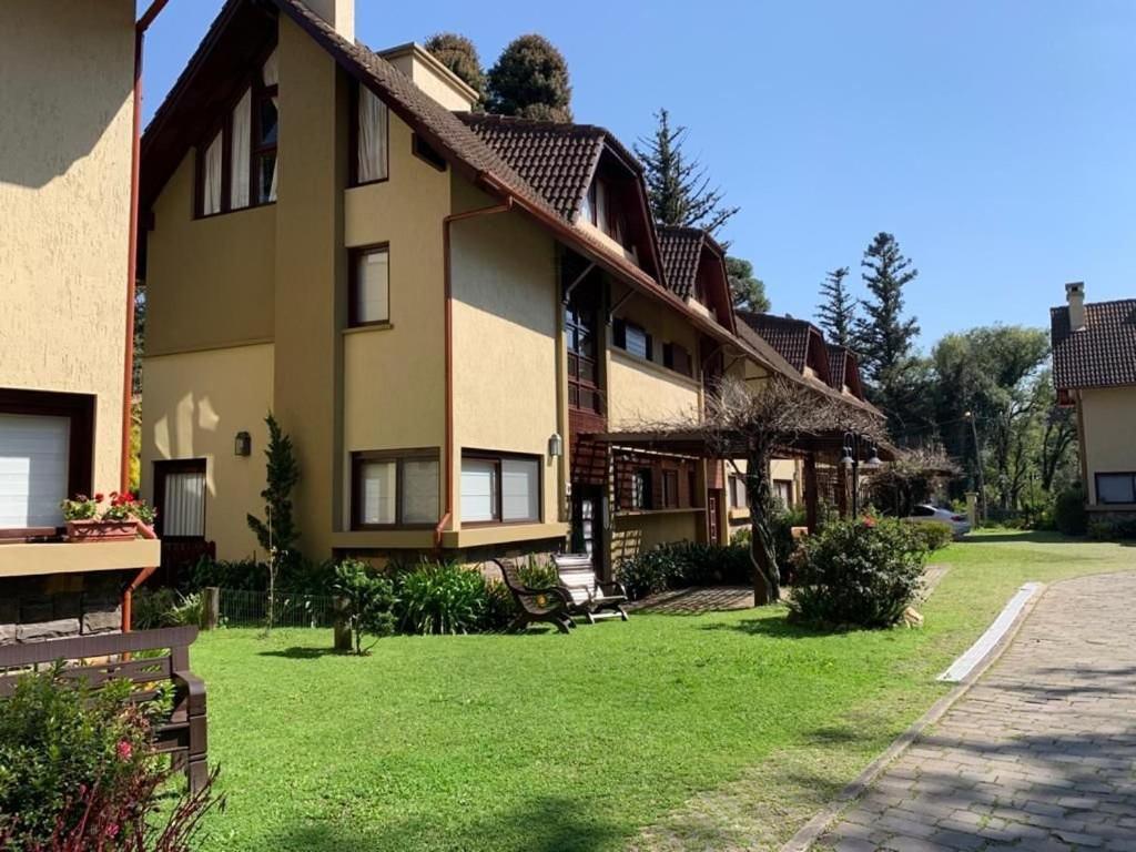 Estacao Das Hortensias, Seu Aconchego Em Gramado Apartment Luaran gambar